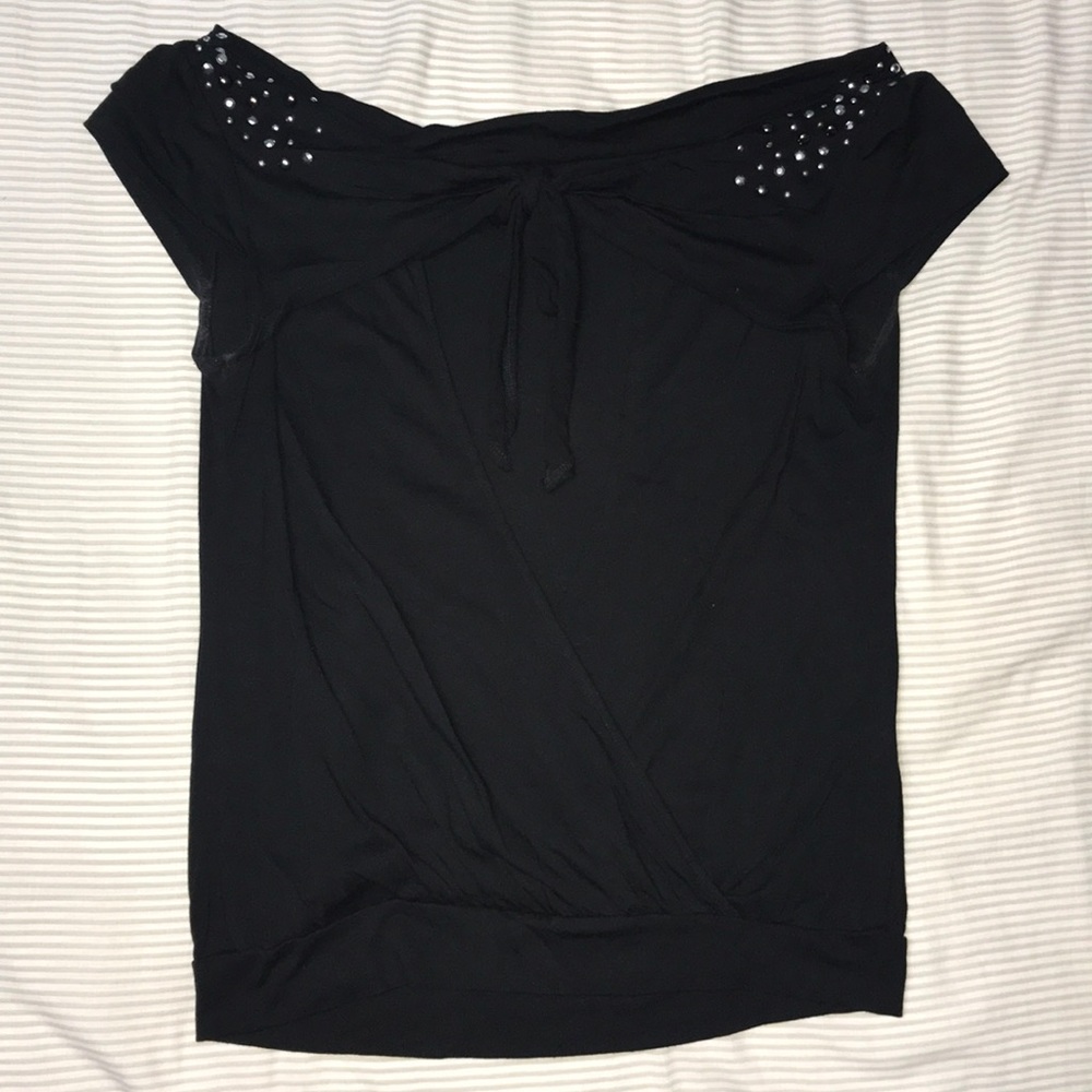 Open-back Shirt - Picture 2 of 2